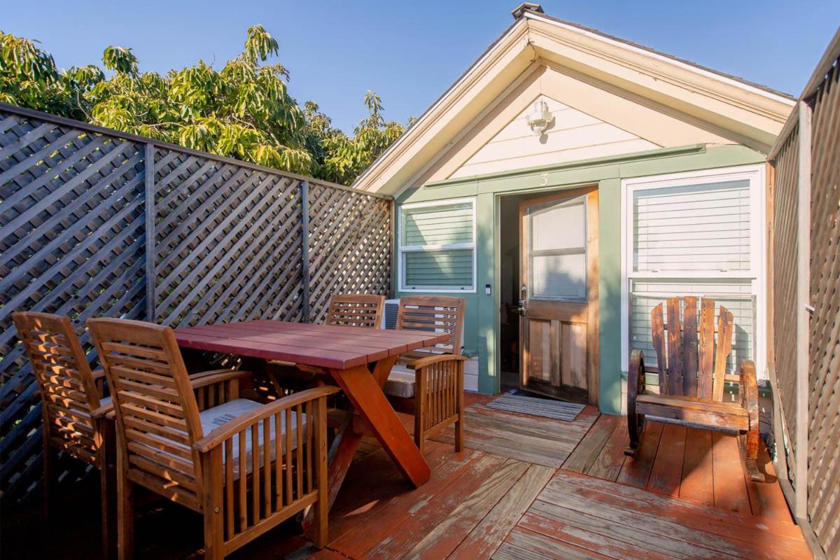 Alameda 3Br Unique Victorian Penthouse With Deck And Outdoor Furniture, Ac, 3 Blocks To Beach & Shopping Center & 2 Free Parking Spaces ภายนอก รูปภาพ